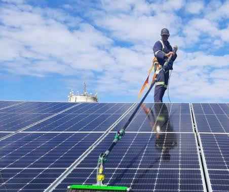 Domestic & Commercial Solar Panel Cleaning Per Panel - Greenwattsa