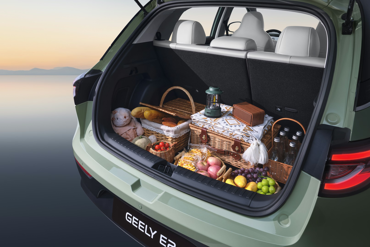 GEELY E2 Apex - Premium 5 Door Electric Hatchback RWD